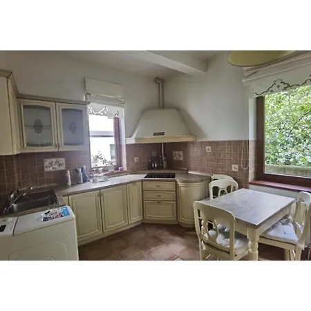 Apartment Garden In Exclusive Area Bucharest