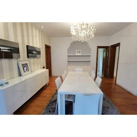 Garden In Exclusive Area * Bucarest